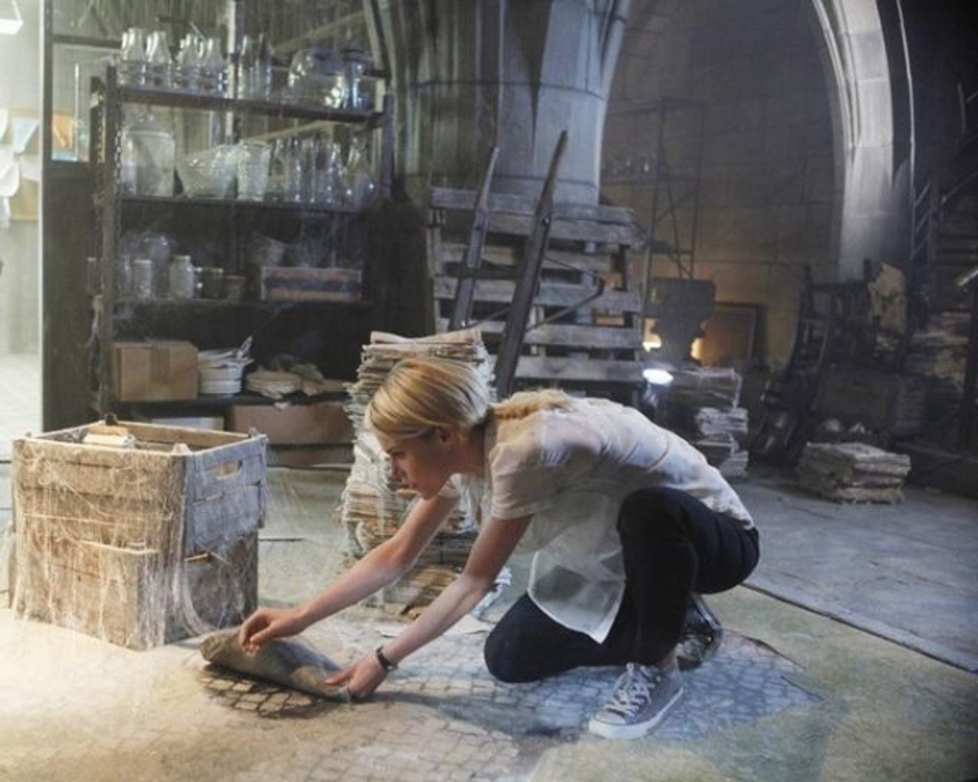 Photo Coverage: Spooky Sneak Peek at Season Premiere of 666 PARK AVENUE!  Image