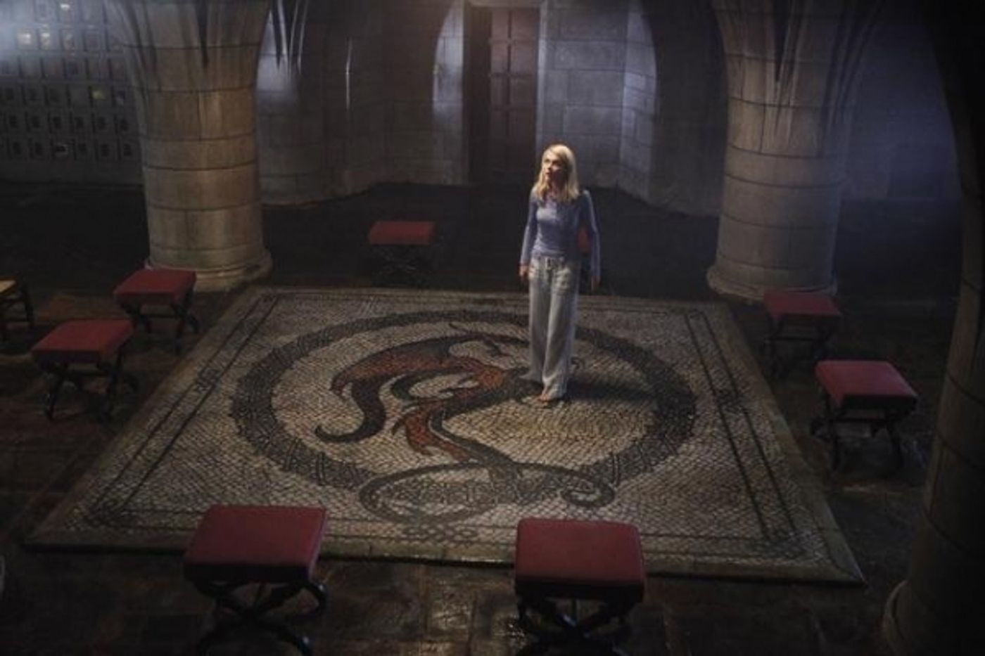 Photo Coverage: Spooky Sneak Peek at Season Premiere of 666 PARK AVENUE!  Image