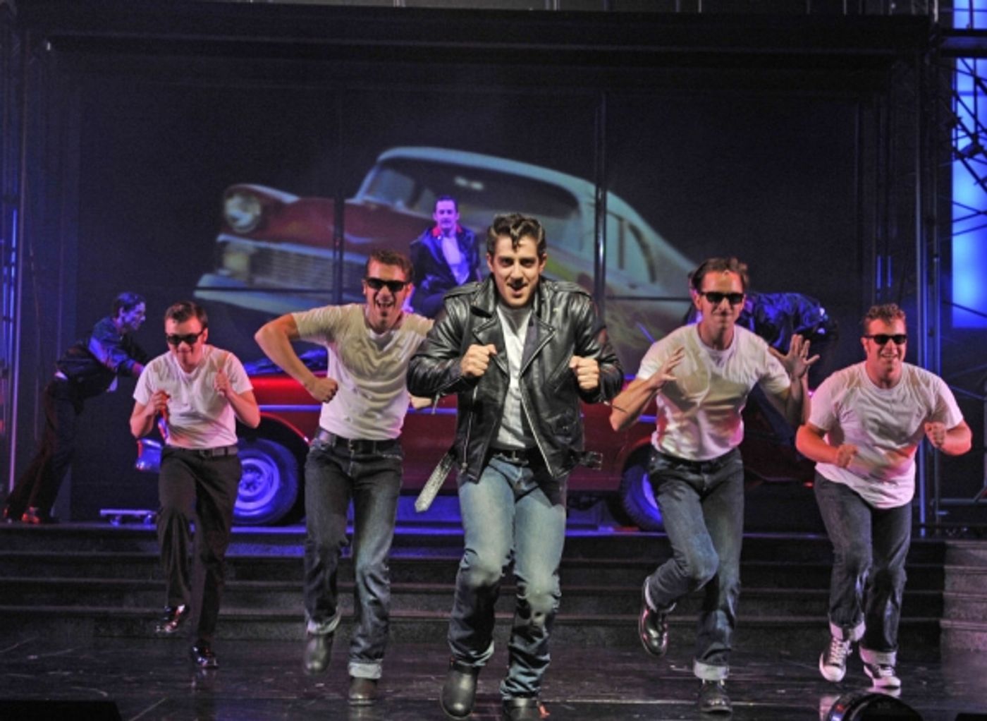 Photo Flash: First Look at GREASE at the Paramount Theatre  Image