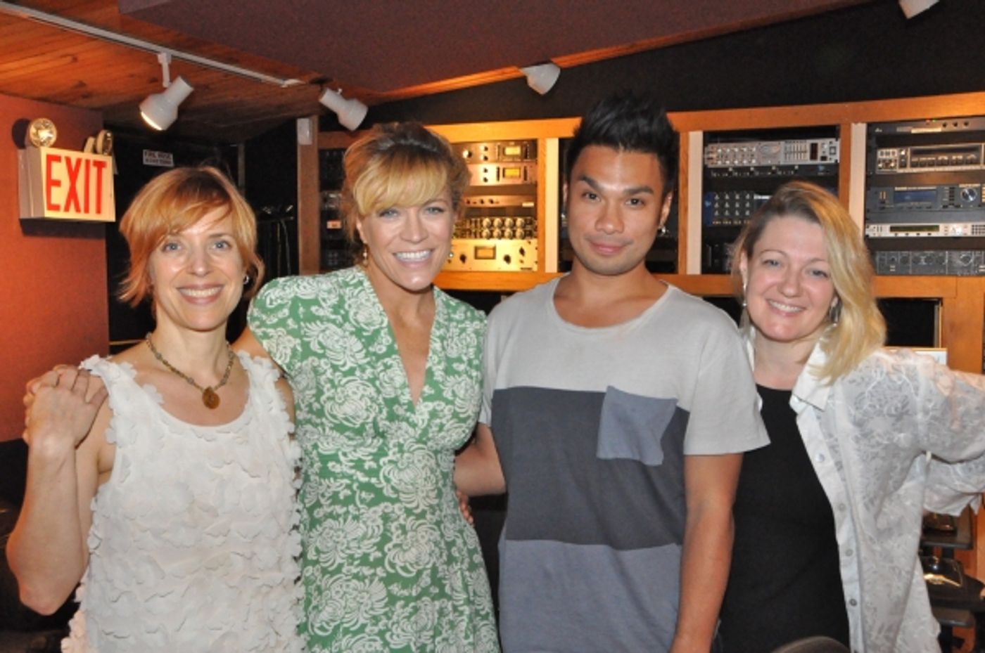 Exclusive Photos: MAMMA MIA! Cast Sings for 'Carols For A Cure'  Image