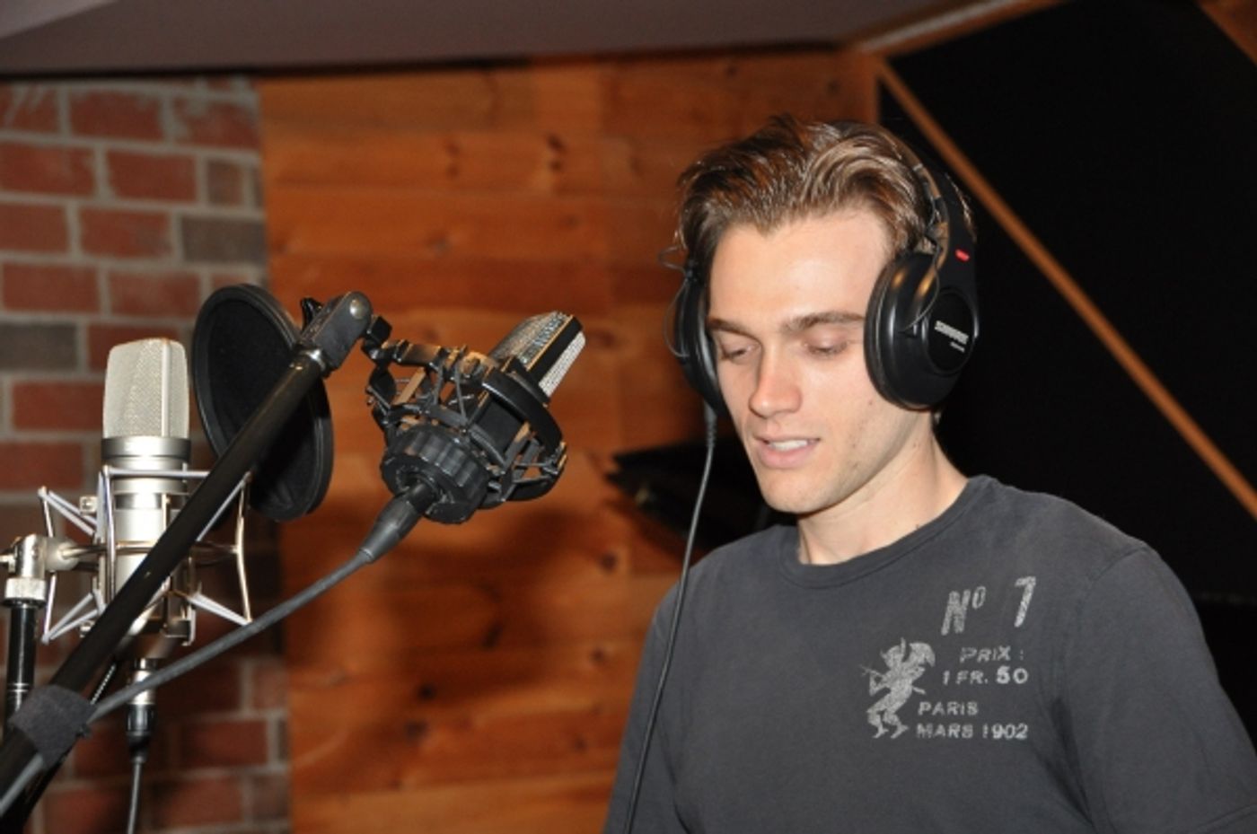 Exclusive Photos: ROCK OF AGES Cast Records 'Carols For A Cure'  Image