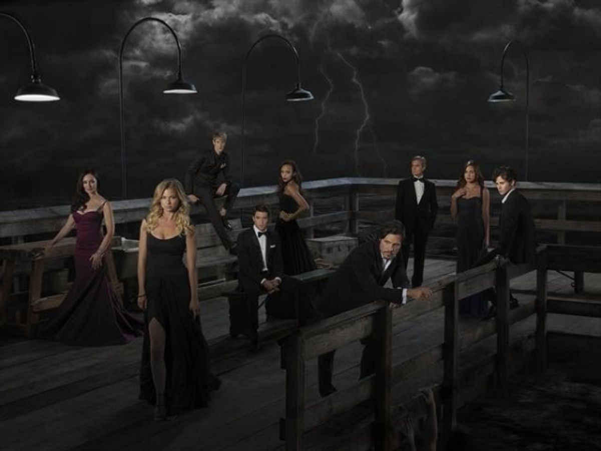  Madeleine Stowe as Victoria Grayson, Emily VanCamp as Emily Thorne, Gabriel Mann as Nolan Ross, Josh Bowman as Daniel Grayson, Ashley Madekwe as Ashley Davenport, Nick Wechsler as Jack Porter, Henry Czerny as Conrad Grayson, Christa B. Allen as Charlotte at 