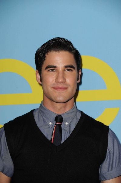 Photo Flash: GLEE Season Four Premiere Red Carpet Arrivals - Lea Michele, Kate Hudson, Darren Criss and More! — photo 28 of 45