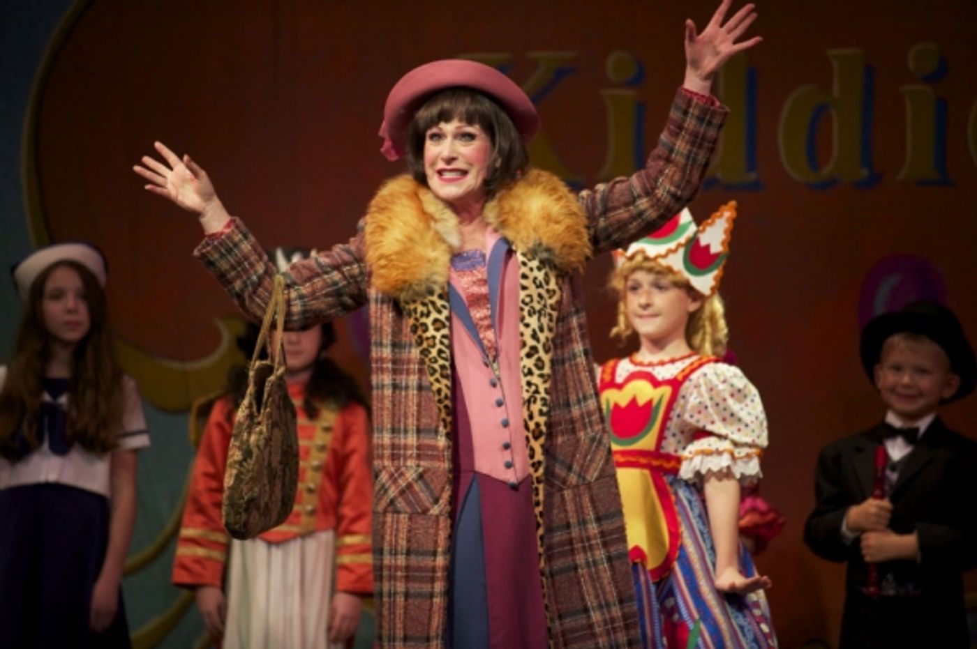 Photo Flash: Complete Look at Denise Whelan, Kim Carson and More in Fulton Theatre's GYPSY  Image