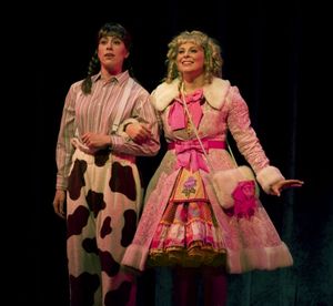 Kim Carson and Lara Hayhurst @ BroadwayWorld Kim Carson and Lara Hayhurst Photo