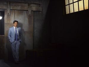   Seamus Dever as NYPD Detective Kevin Ryan Photo