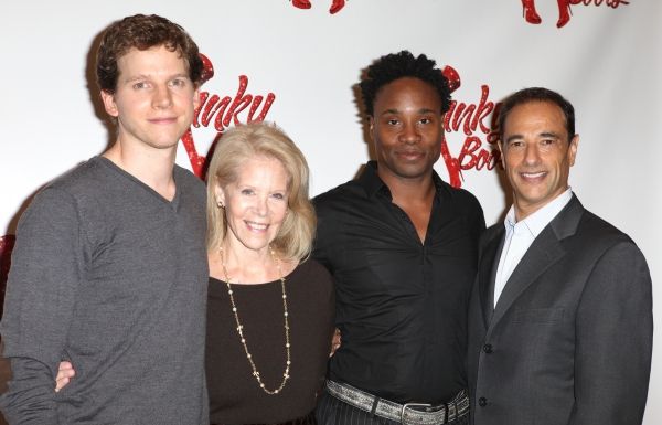 Photo Coverage: Harvey Fierstein, Cyndi Lauper and the KINKY BOOTS Cast Meet the Press - Check it Out! — photo 18 of 23
