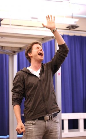 Stark Sands Photo