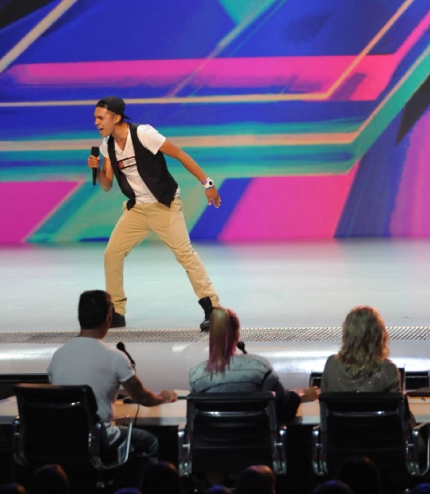 Photo Coverage: Meet the Contestants on Episodes 1 and 2 of THE X-FACTOR!  Image