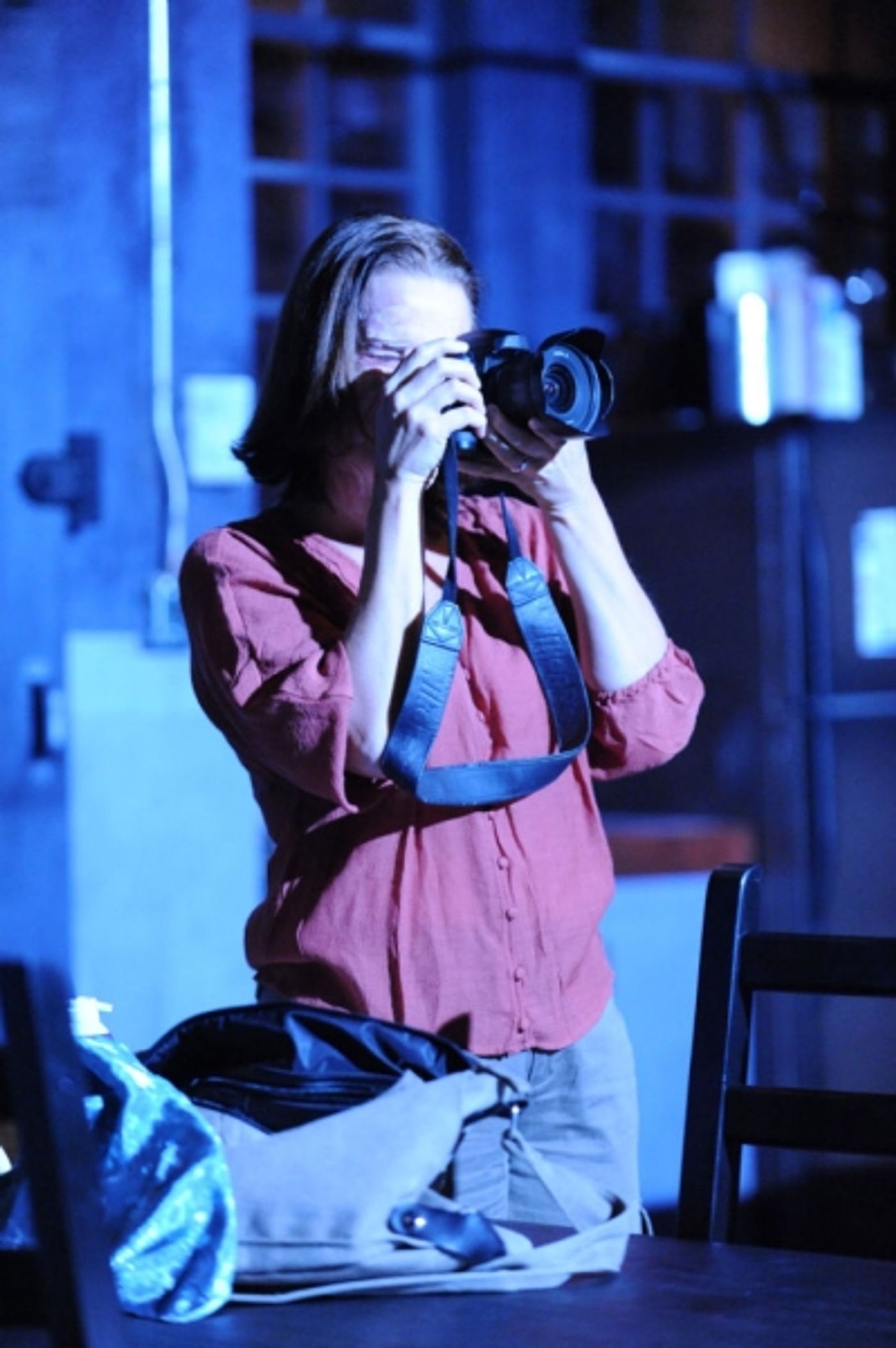 Photo Flash: First Look at Everyman Theatre's TIME STANDS STILL  Image