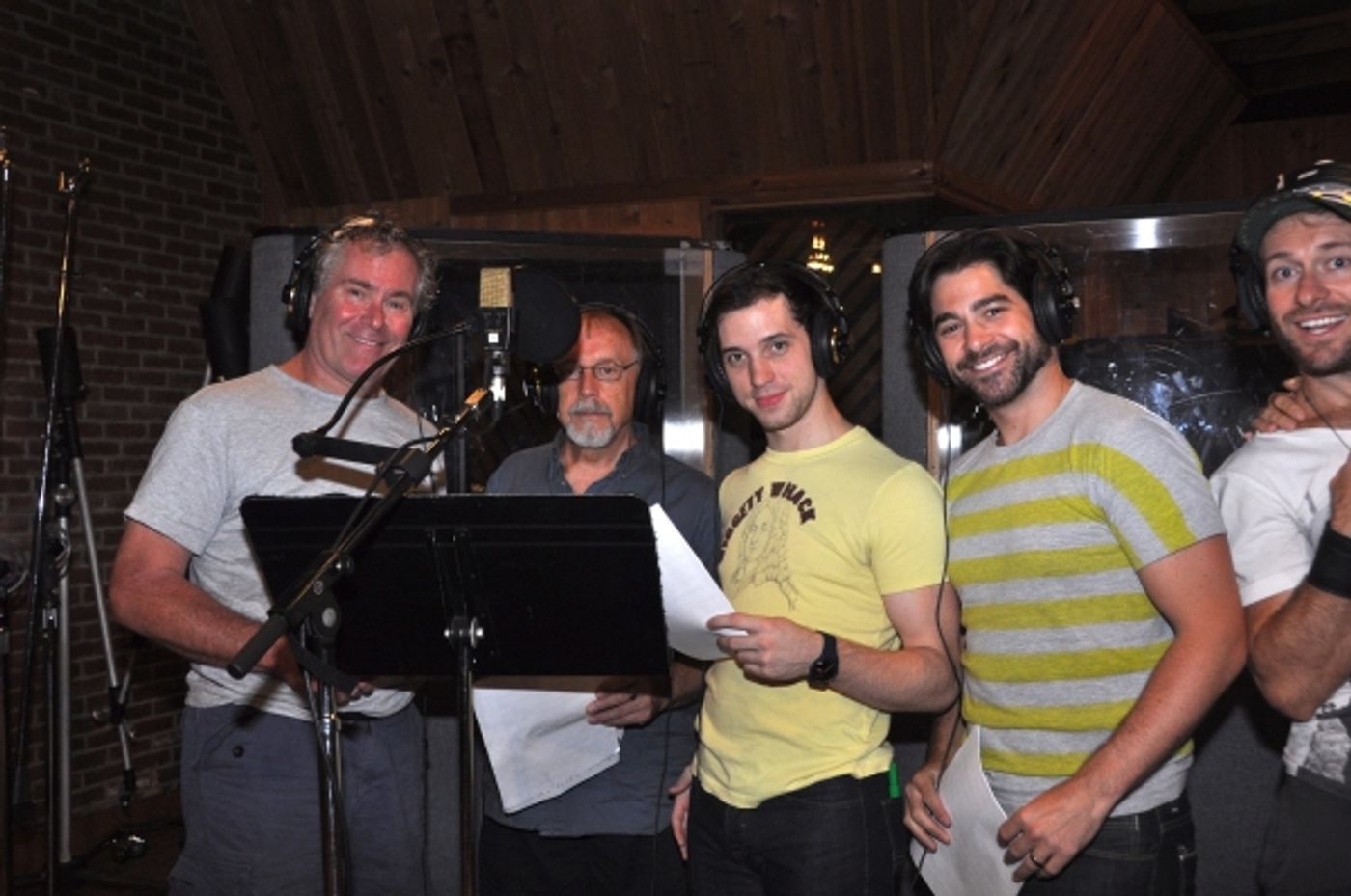 Photo Exclusive: Michael Cerveris, Elena Roger, Max von Essen and EVITA Cast Sing 'Carols For A Cure' Image