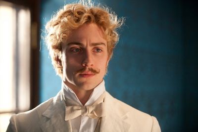 Photo Flash: Keira Knightley, Jude Law, Aaron Taylor-Johnson and More in New ANNA KAR Photo