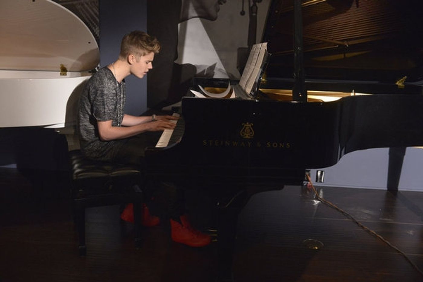 Photo Flash: Justin Bieber's Mother Chats with TODAY'S Kathie Lee Gifford, 9/18 & 19  Image