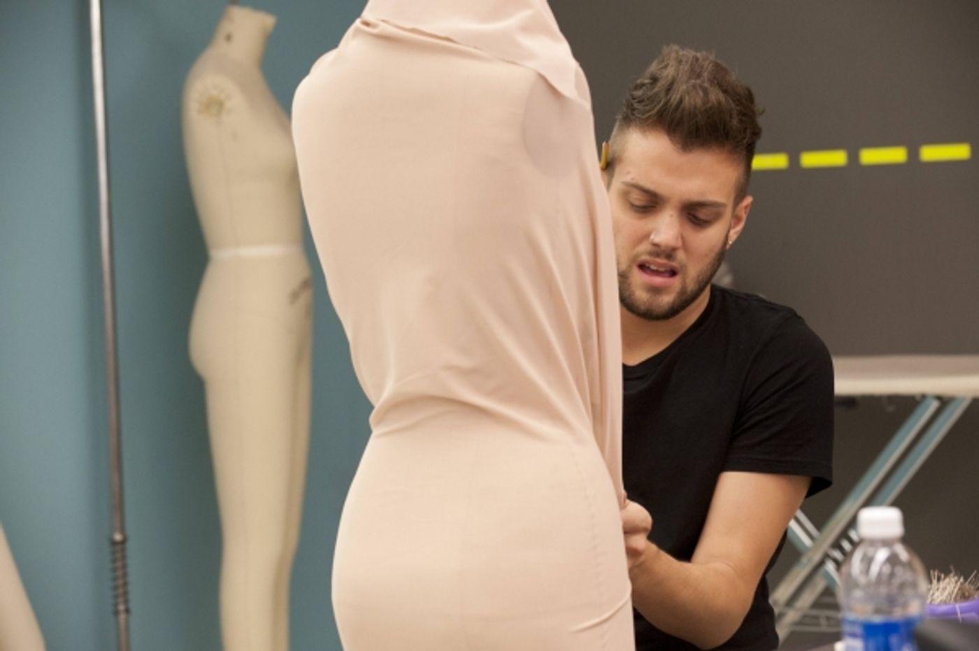 Photo Coverage: Sneak Peek at PROJECT RUNWAY on Thursday, September 20 - Debra Messing, The Rockettes & More!  Image