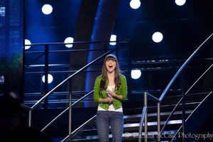  Jessie Munro sings Take That Look Off Your Face Photo