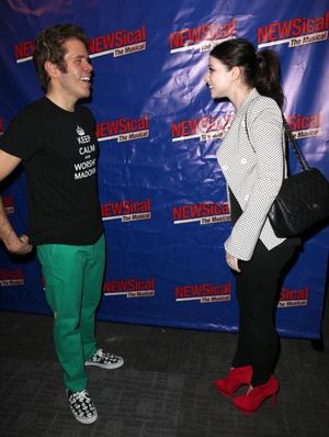  Perez Hilton & Michelle Trachtenberg Photo