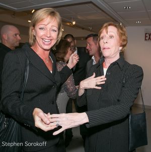 Carol Burnett  

Date Of Birth:
April 26, 1933 (79)
Birth Place:
San Antonio, TX Photo