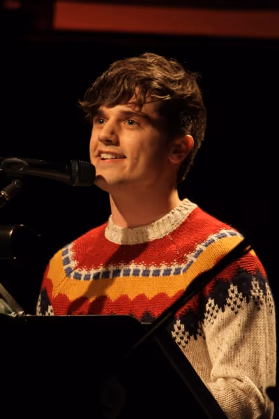 Andy Mientus Photo