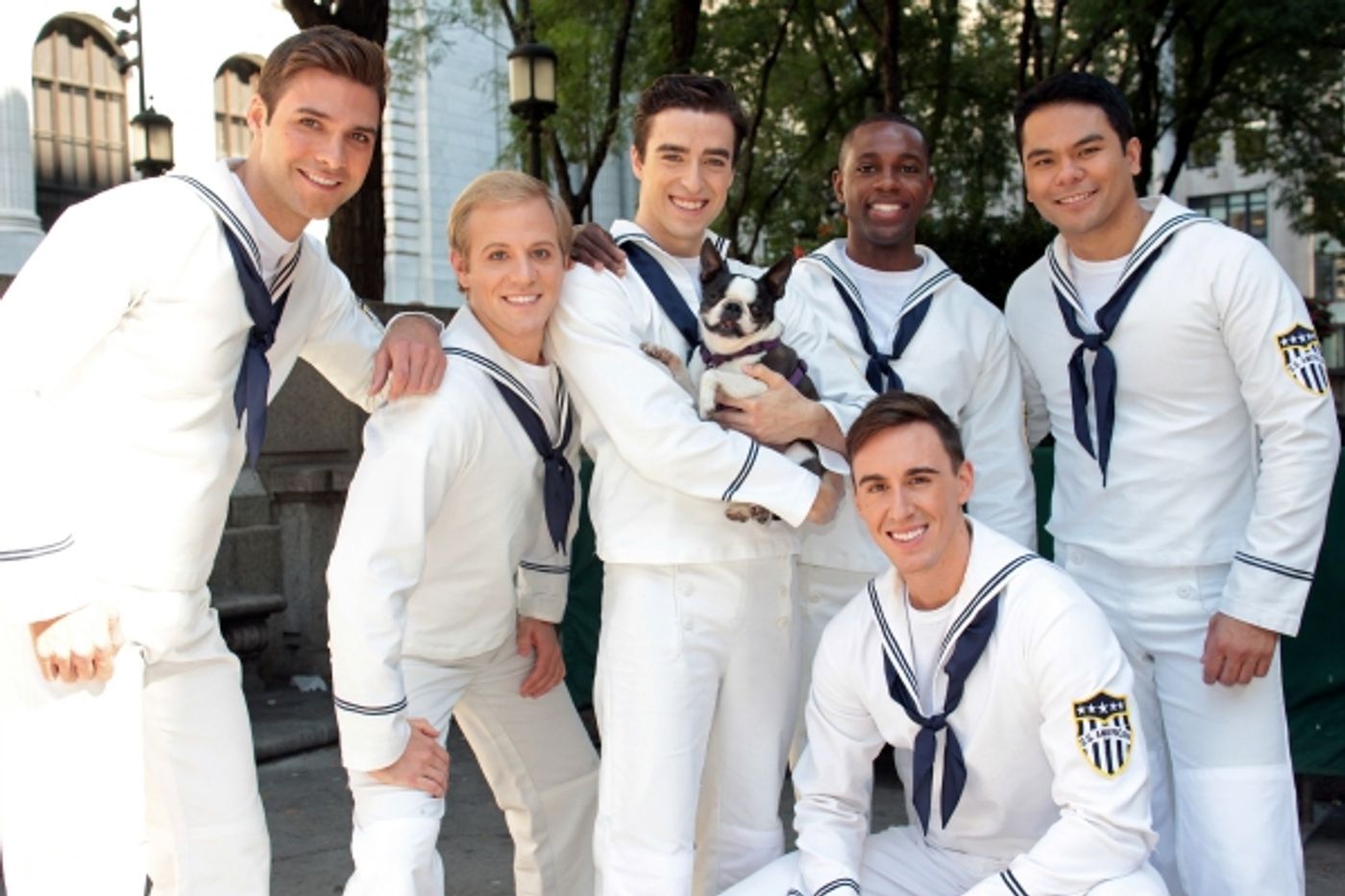 Photo Exclusive: Out on the Town with the Cast of the ANYTHING GOES Tour- Meet the Company! Image