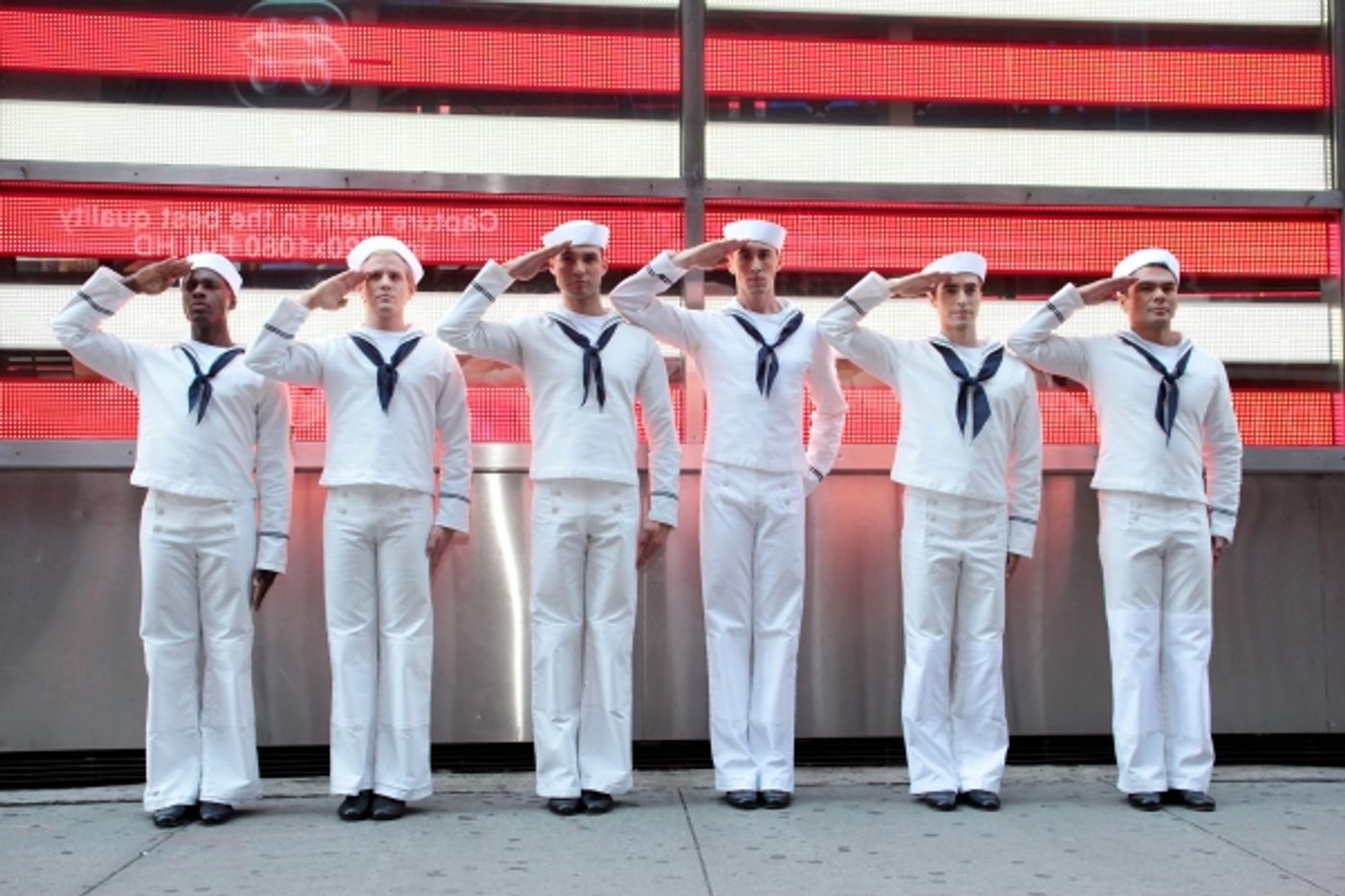 Photo Exclusive: Out on the Town with the Cast of the ANYTHING GOES Tour- Meet the Company! Image