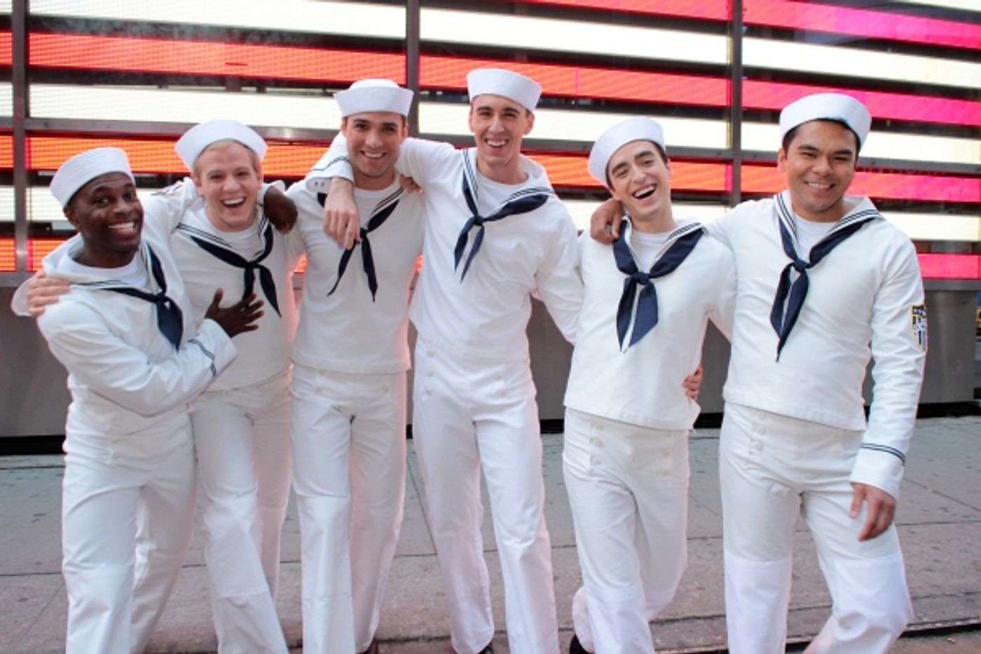 Photo Exclusive: Out on the Town with the Cast of the ANYTHING GOES Tour- Meet the Company! Image