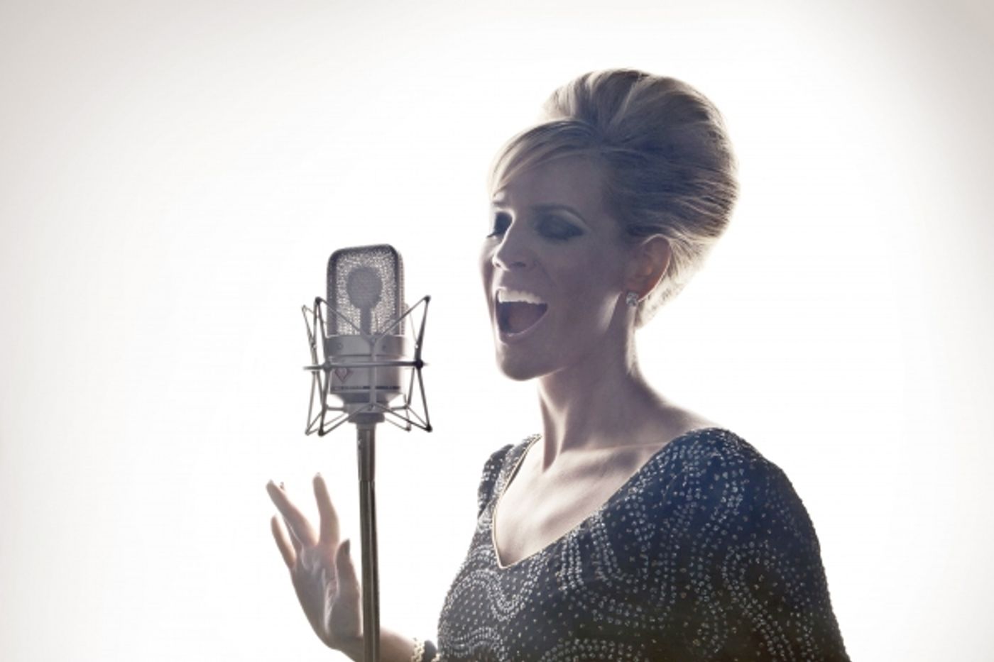 Photo Flash: First Look at Kirsten Holly Smith in FOREVER DUSTY!  Image