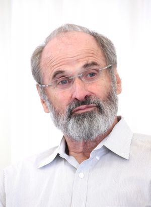 Director Daniel Sullivan @ BroadwayWorld Director Daniel Sullivan Photo