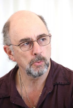 Richard Schiff Photo