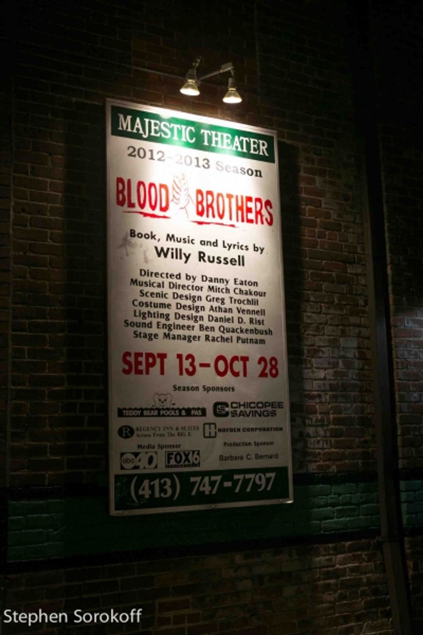 Photo Coverage: BLOOD BROTHERS Opens at West Springfield's Majestic Theater  Image