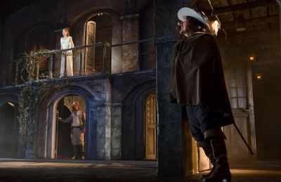 Douglas Hodge Photo