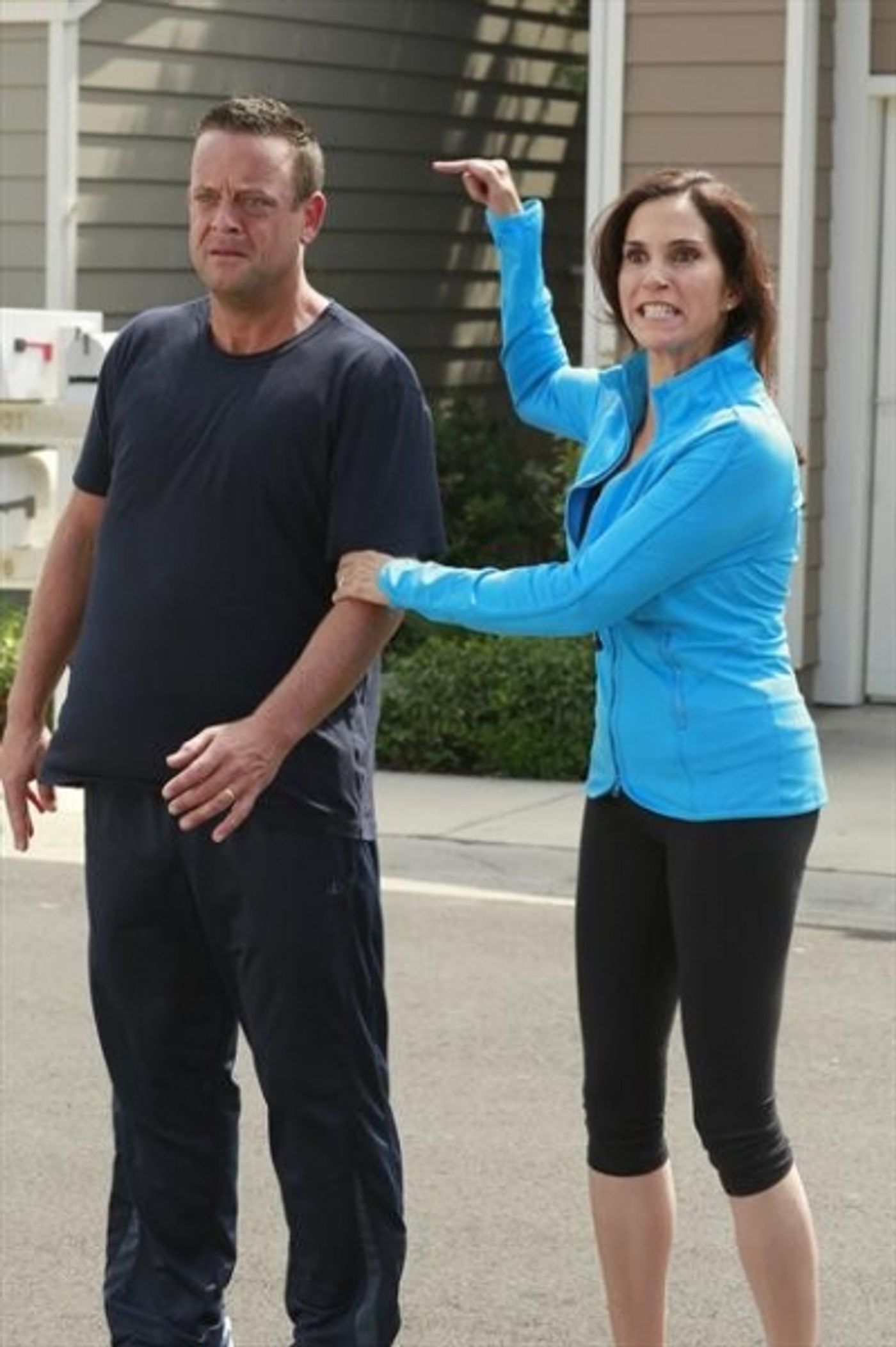 Photo Coverage: Sneak Peak at THE NEIGHBORS on 10/3  Image