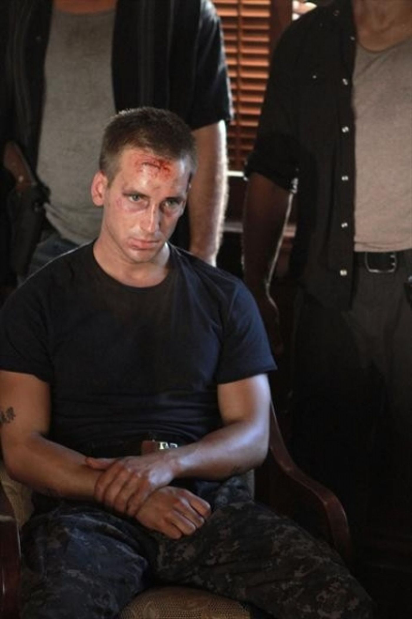 Photo Coverage: Sneak Peak at THE LAST RESORT on 10/11  Image