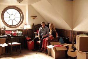 NATHAN FILLION, MOLLY QUINN Photo