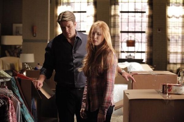 NATHAN FILLION, MOLLY QUINN Photo