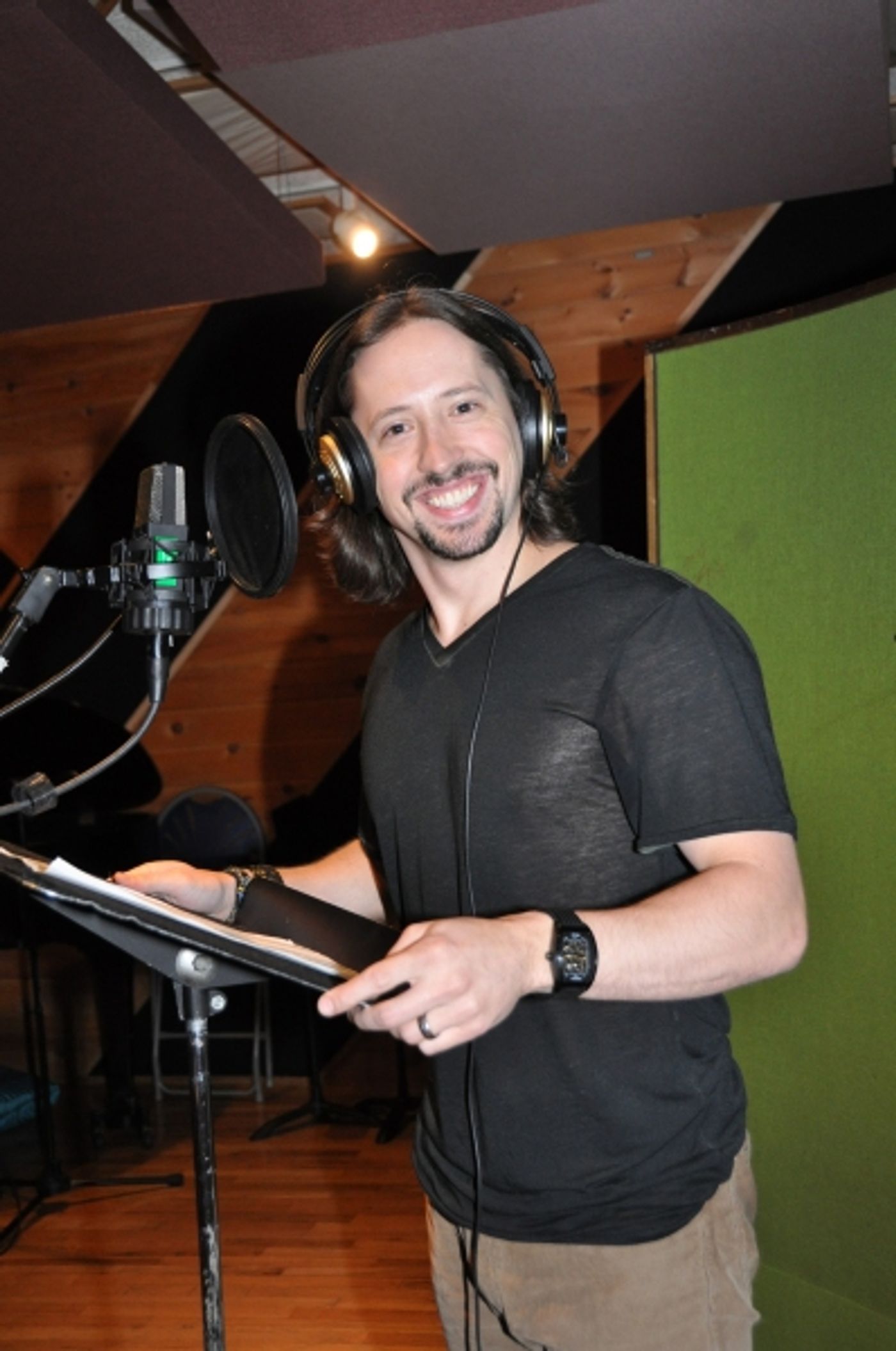 Photo Exclusive: ONCE Cast Records for 'Carols For A Cure' Image