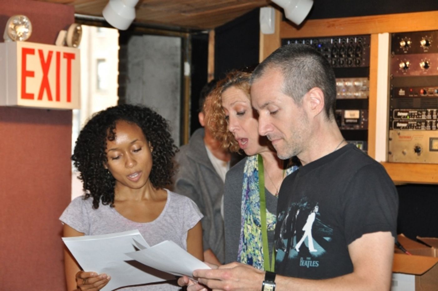 Photo Exclusive: ONCE Cast Records for 'Carols For A Cure' Image