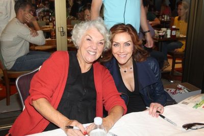  Tyne Daly and Andrea McArdle  Photo