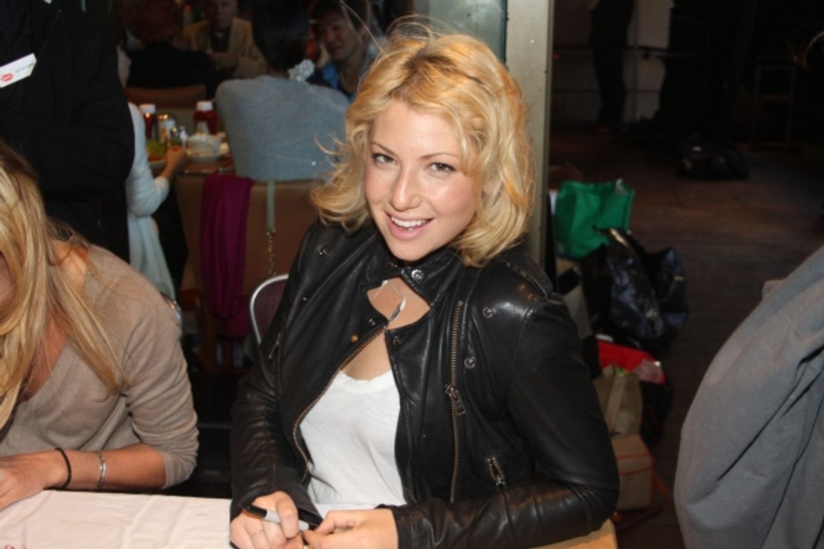  Ari Graynor  at 