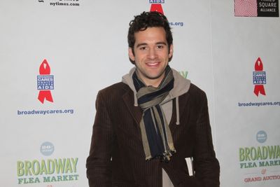  Adam Chanler-Berat  Photo