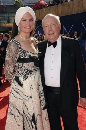  THE 64TH PRIMETIME EMMY(r) AWARDS - The 64th Primetime Emmy Awards broadcasts live f Photo