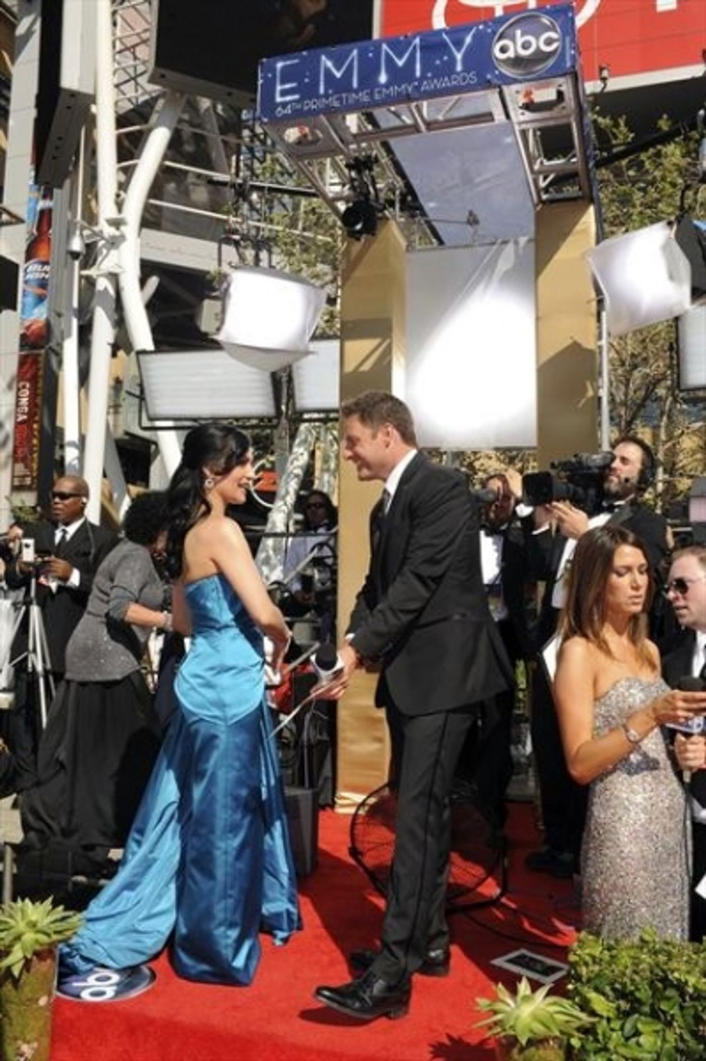 Photo Coverage: 2012 Emmys Red Carpet - Part 1  Image