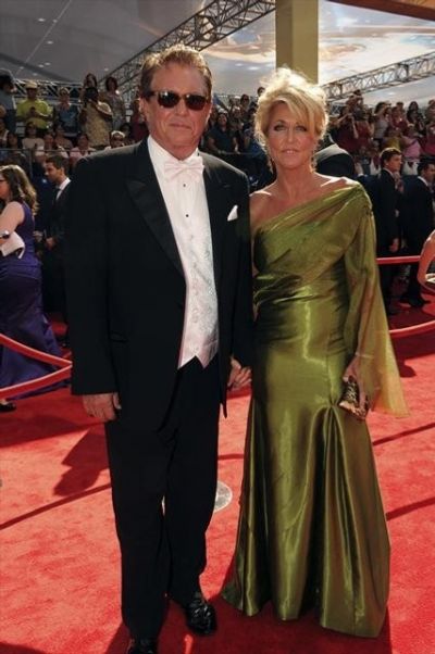  THE 64TH PRIMETIME EMMY(r) AWARDS - The 64th Primetime Emmy Awards broadcasts live f Photo