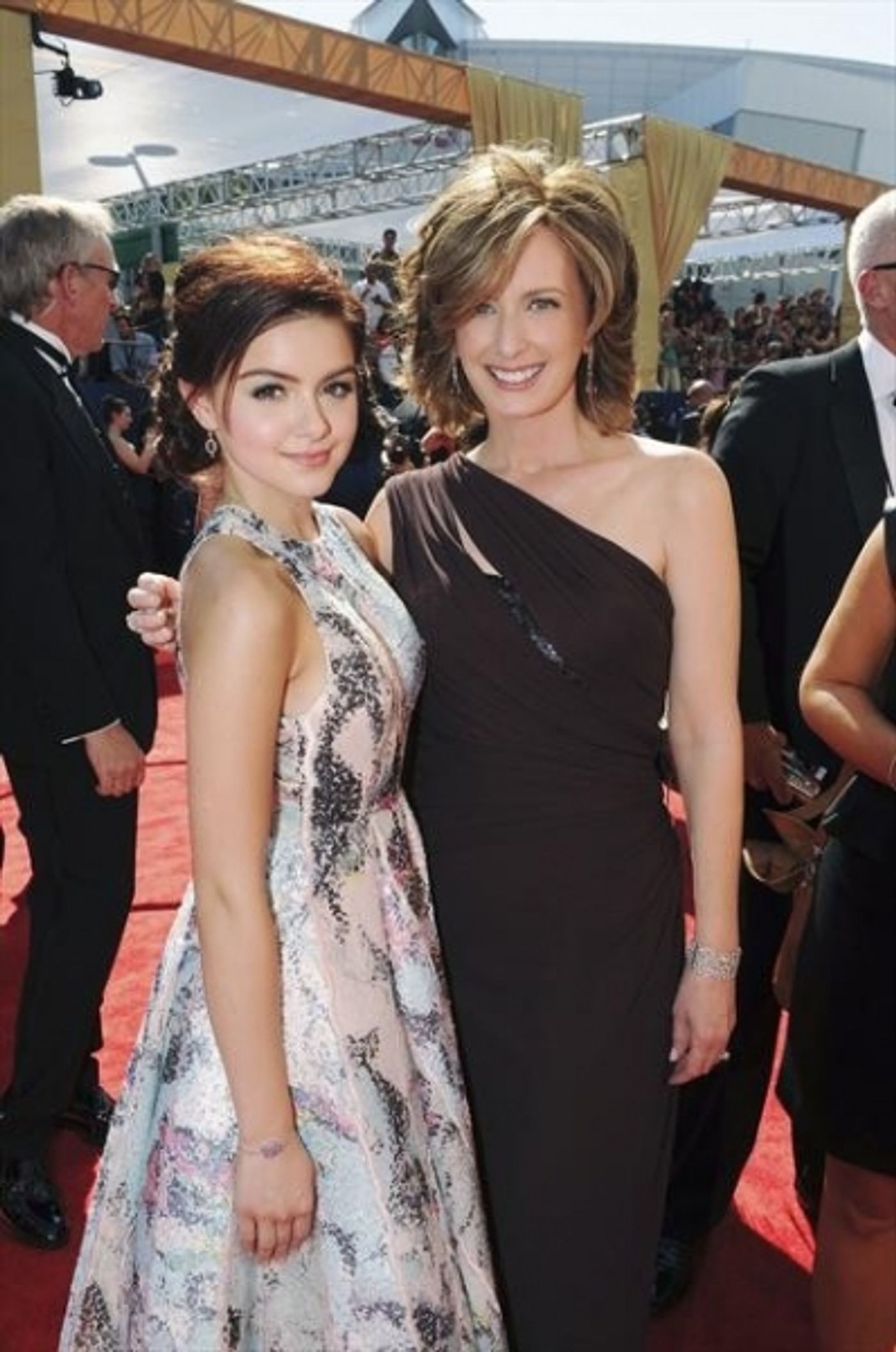 Photo Coverage: 2012 Emmys Red Carpet - Part 3  Image