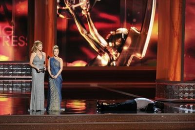  THE 64TH PRIMETIME EMMY(r) AWARDS - The 64th Primetime Emmy Awards broadcasts live f Photo
