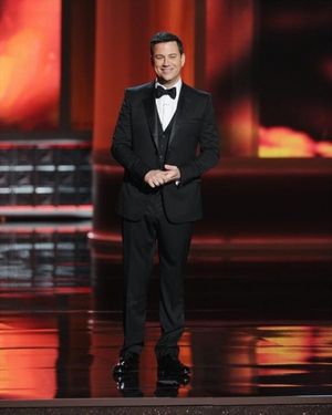 THE 64TH PRIMETIME EMMY(r) AWARDS - The 64th Primetime Emmy Awards broadcasts live from 8:00-11:00 p.m., ET/5:00-8:00 p.m., PT., Sunday, September 23, 2012 exclusively on ABC. (ABC/TODD WAWRYCHUK)JIMMY KIMMEL @ BroadwayWorld THE 64TH PRIMETIME EMMY(r) AWARDS - The 64th Primetime Emmy Awards broadcasts live f Photo