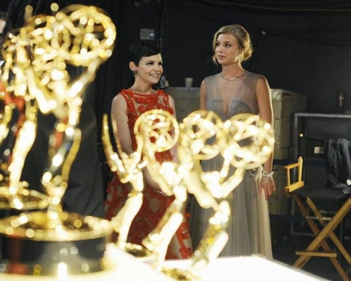  THE 64TH PRIMETIME EMMY(r) AWARDS - The 64th Primetime Emmy Awards broadcasts live from 8:00-11:00 p.m., ET/5:00-8:00 p.m., PT., Sunday, September 23, 2012 exclusively on ABC. (ABC/MATT BROWN)GINNIFER GOODWIN, EMILY VANCAMP at 