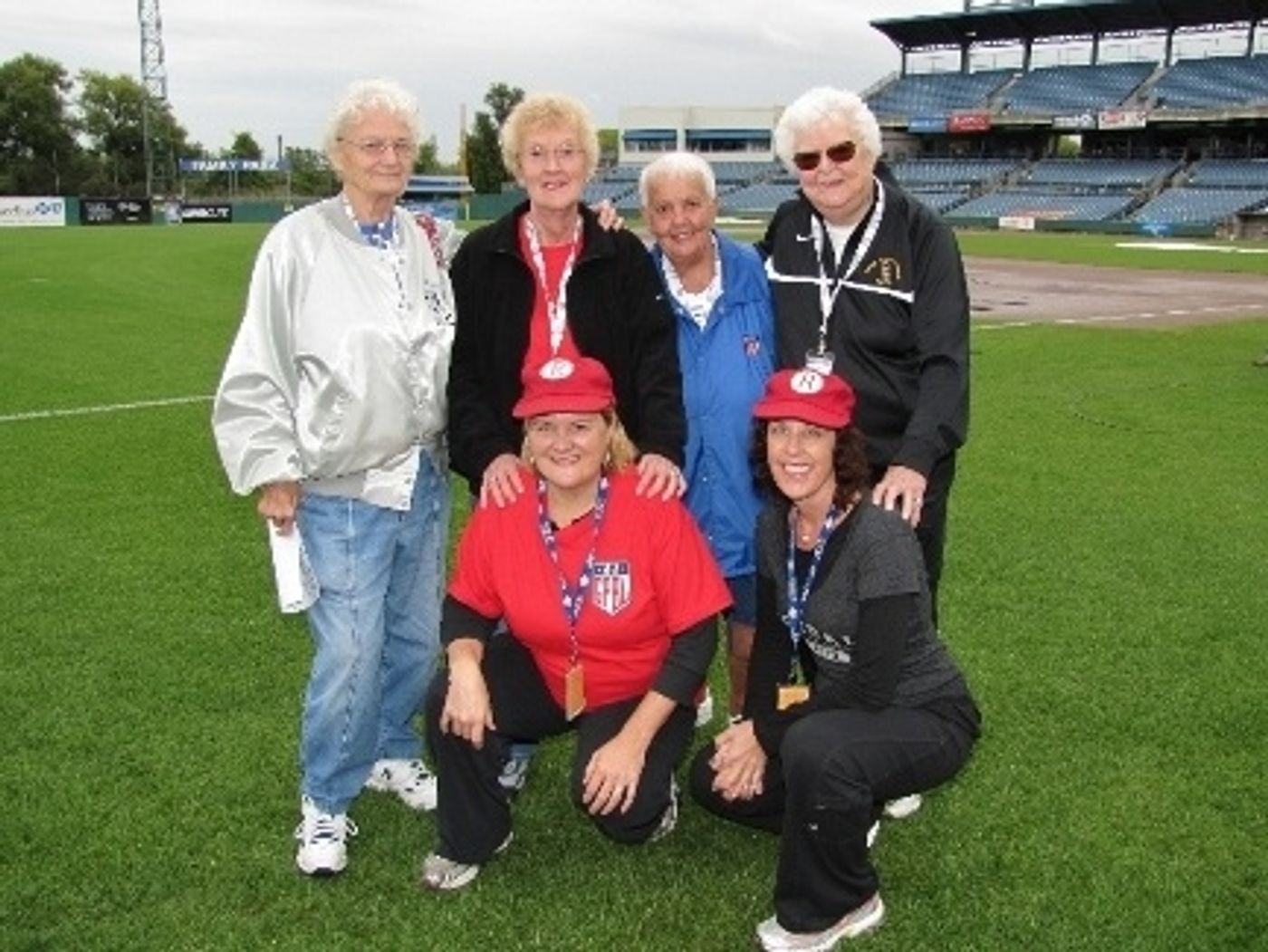 Photo Flash: Real 'LEAGUE OF THEIR OWN' Players Celebrate 70th Anniversary & DVD Release, 10/16  Image