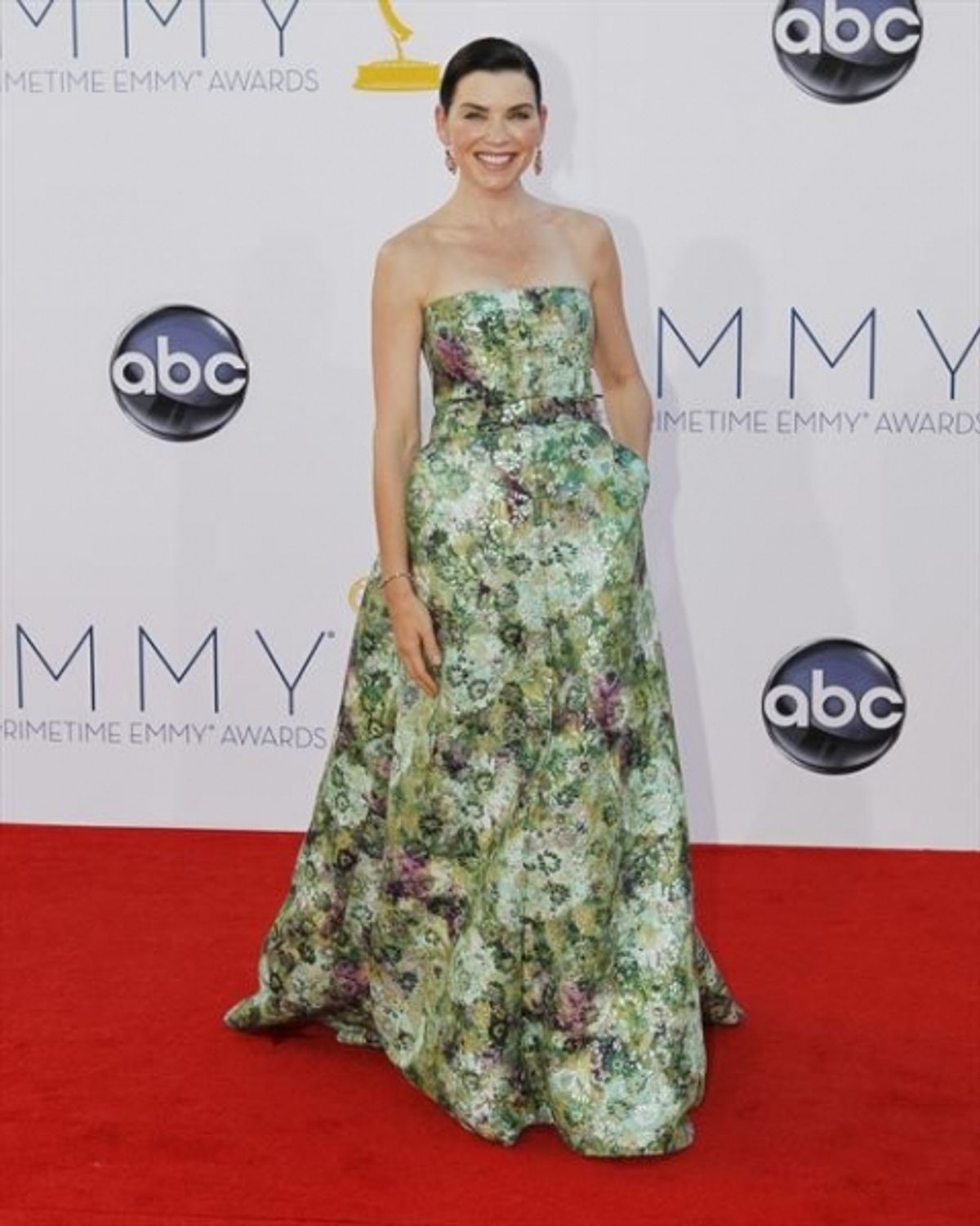 THE 64TH PRIMETIME EMMY(r) AWARDS - The 64th Primetime Emmy Awards broadcasts live from 8:00-11:00 p.m., ET/5:00-8:00 p.m., PT., Sunday, September 23, 2012 exclusively on ABC. (ABC/RICK ROWELL)JULIANNA MARGULIES at Emmy Red Carpet Fashion Favorites!