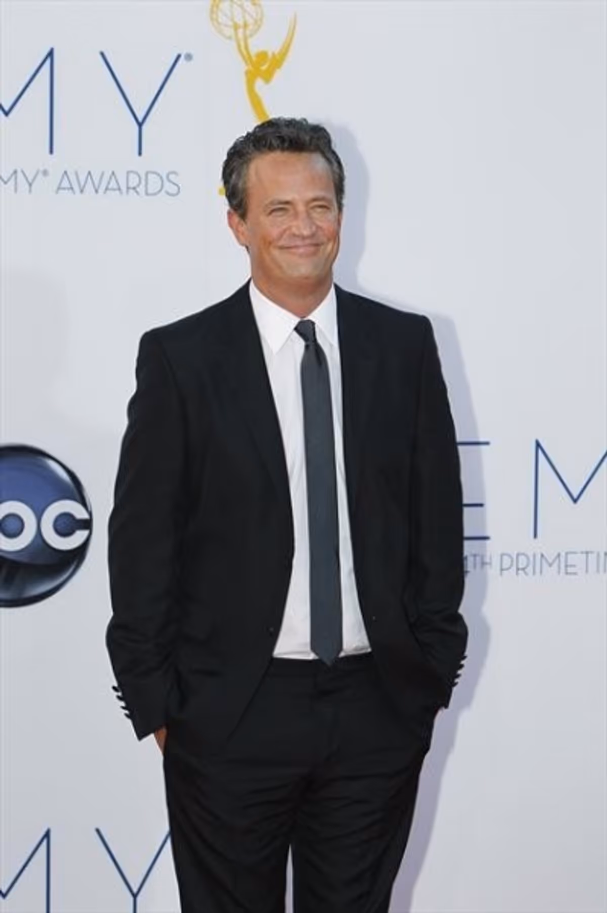 THE 64TH PRIMETIME EMMY(r) AWARDS - The 64th Primetime Emmy Awards broadcasts live from 8:00-11:00 p.m., ET/5:00-8:00 p.m., PT., Sunday, September 23, 2012 exclusively on ABC. (ABC/RICK ROWELL)MATTHEW PERRY at Emmy Red Carpet Fashion Favorites!