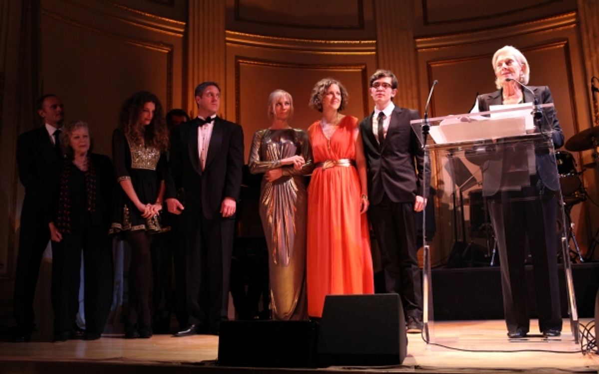  Vanessa Redgrave, Joely Richardson, Peter Nero, Liam Neeson & family at 